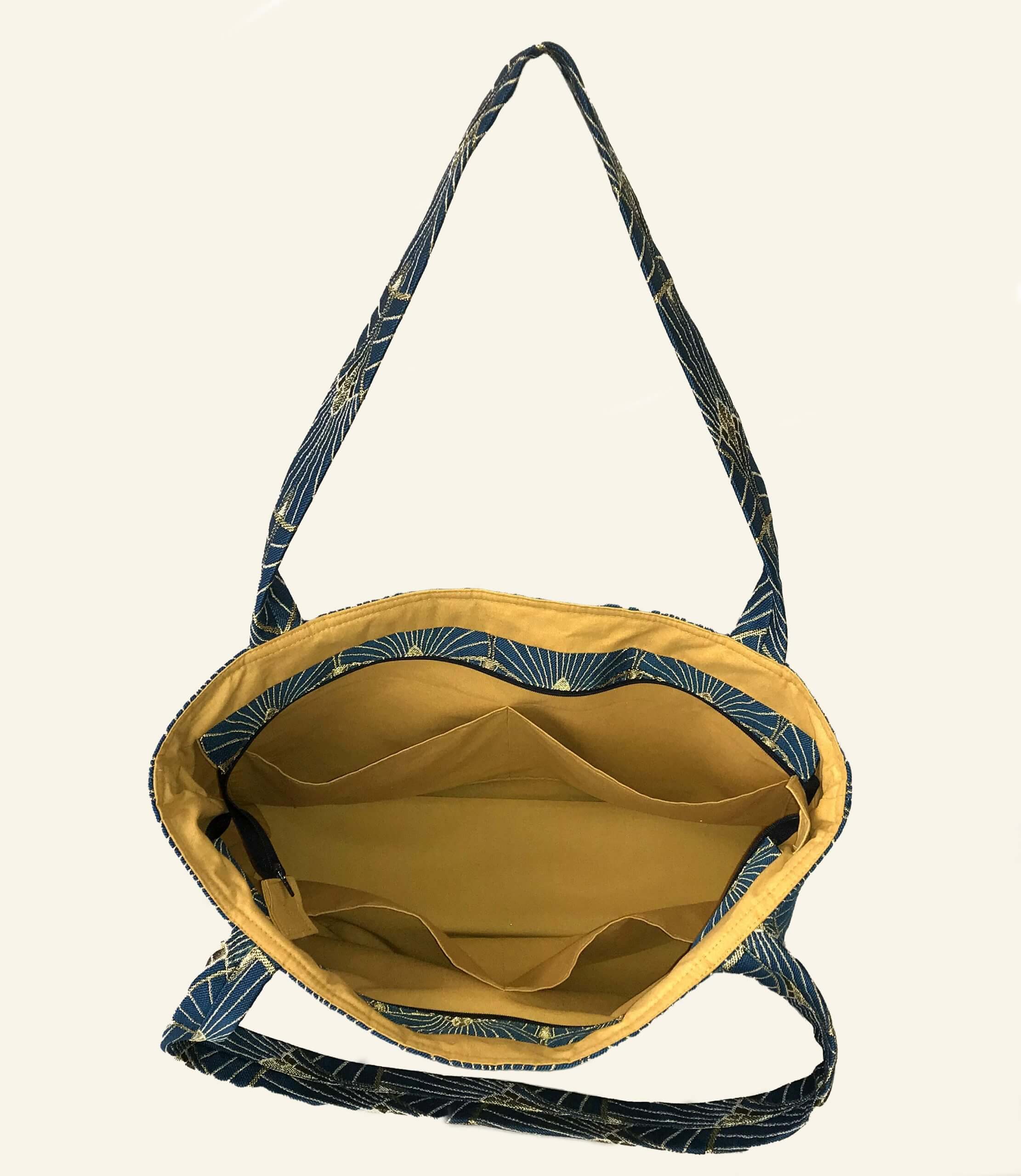 on du sac vert ouvert