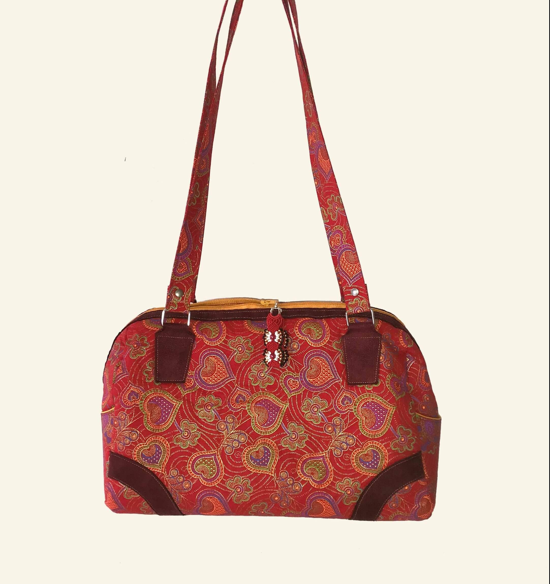 on du sac rouge coeurs vue générale