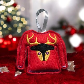 Pull moche feutrine rouge broderie violette